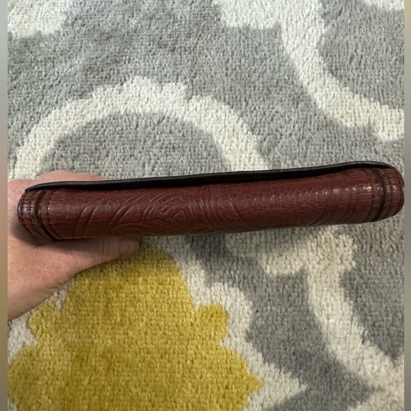 Celine early 2000’s wallet. EUC. AUTHENTIC - Picture 11 of 15